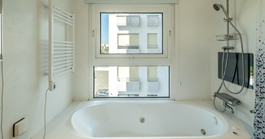 Seafront Two-Bedroom Apartment for Rent Opposite Dasoudi Beach, Germasogeia