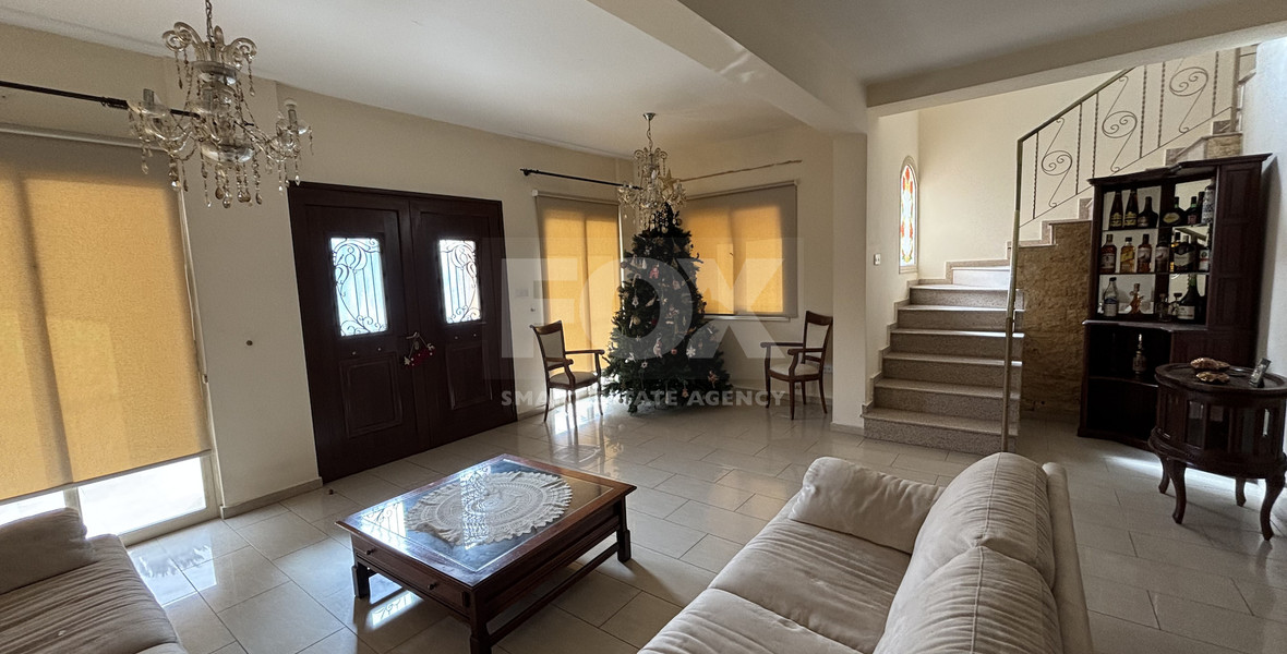 Fully Furnished Four-Bedroom Semi-Detached Bungalow in Tsiflikoudia