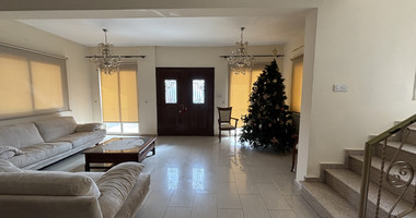 Fully Furnished Four-Bedroom Semi-Detached Bungalow in Tsiflikoudia