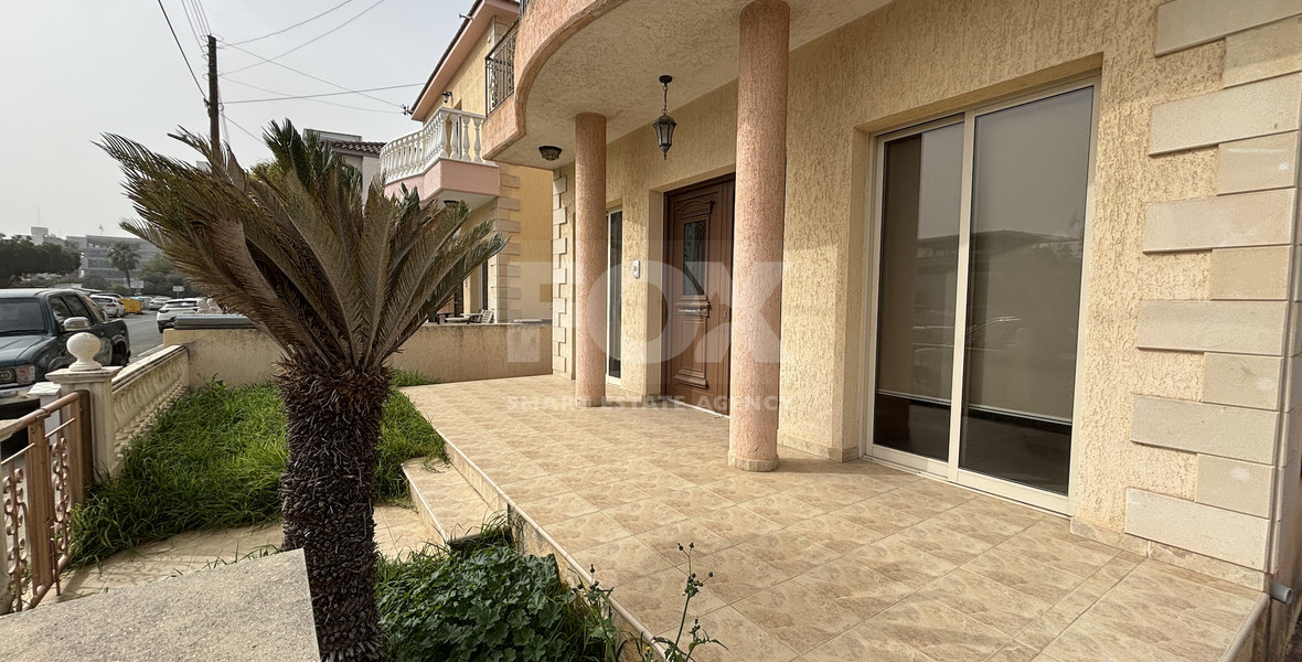 Fully Furnished Four-Bedroom Semi-Detached Bungalow in Tsiflikoudia