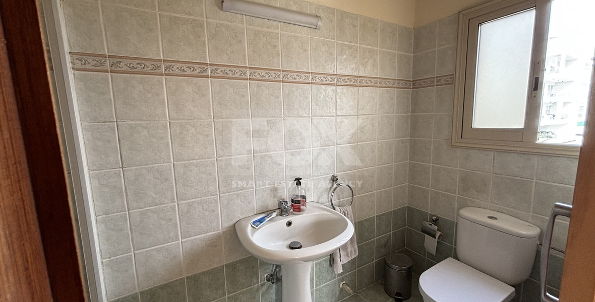 Fully Furnished Four-Bedroom Semi-Detached Bungalow in Tsiflikoudia