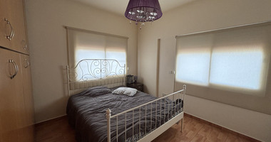 Fully Furnished Four-Bedroom Semi-Detached Bungalow in Tsiflikoudia