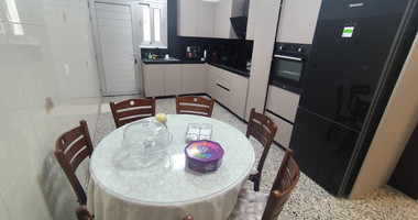 Two bedroom ground floor house for rent in Kato Polemidia, Limassol