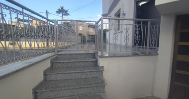 Two bedroom ground floor house for rent in Kato Polemidia, Limassol