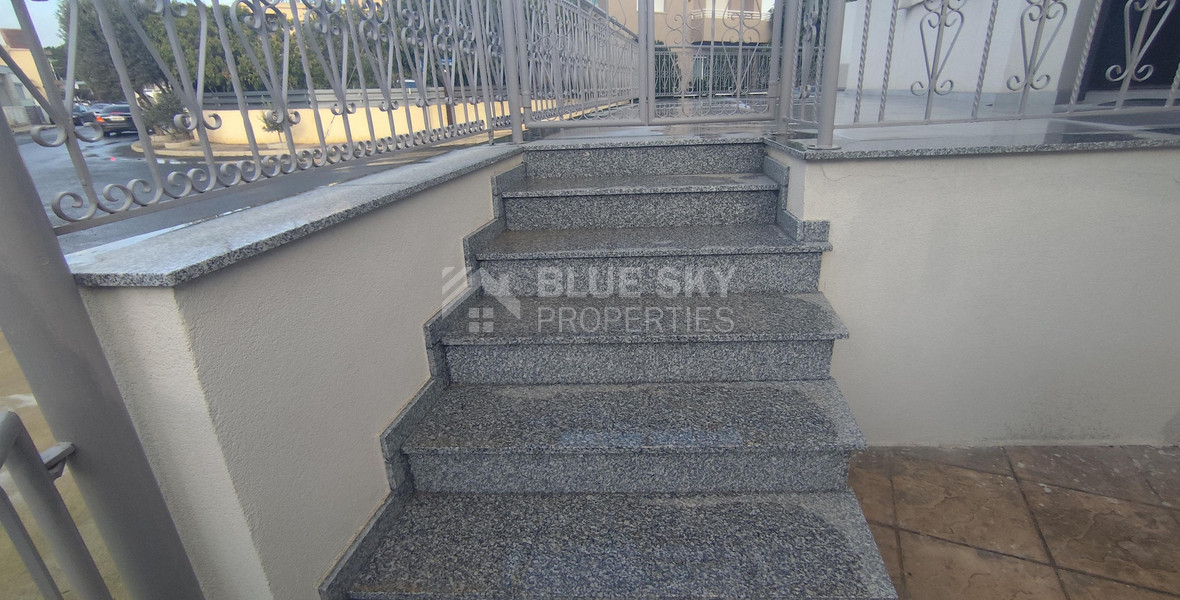 Two bedroom ground floor house for rent in Kato Polemidia, Limassol