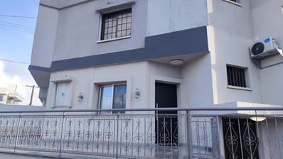 Two bedroom ground floor house for rent in Kato Polemidia, Limassol