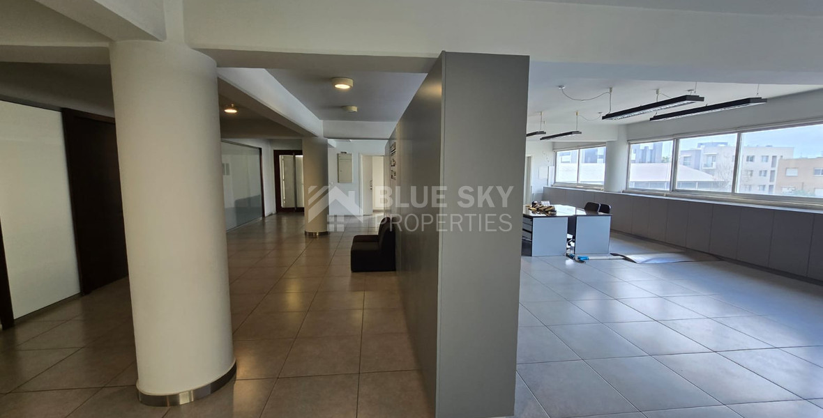 Spacious 200m2 Office in Tsiflikoudia For Rent