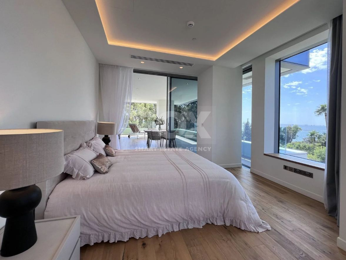 Exclusive Beachfront Living in Agios Tychonas – Four-Bedroom Full-Floor Apartment