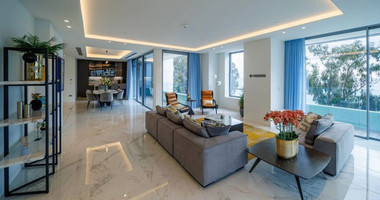 Exclusive Beachfront Living in Agios Tychonas – Four-Bedroom Full-Floor Apartment