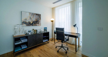 Exclusive Beachfront Living in Agios Tychonas – Four-Bedroom Full-Floor Apartment