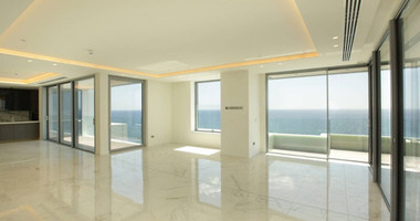 Exclusive Beachfront Living in Agios Tychonas – Four-Bedroom Full-Floor Apartment