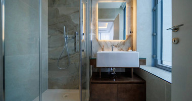 Exclusive Beachfront Living in Agios Tychonas – Four-Bedroom Full-Floor Apartment