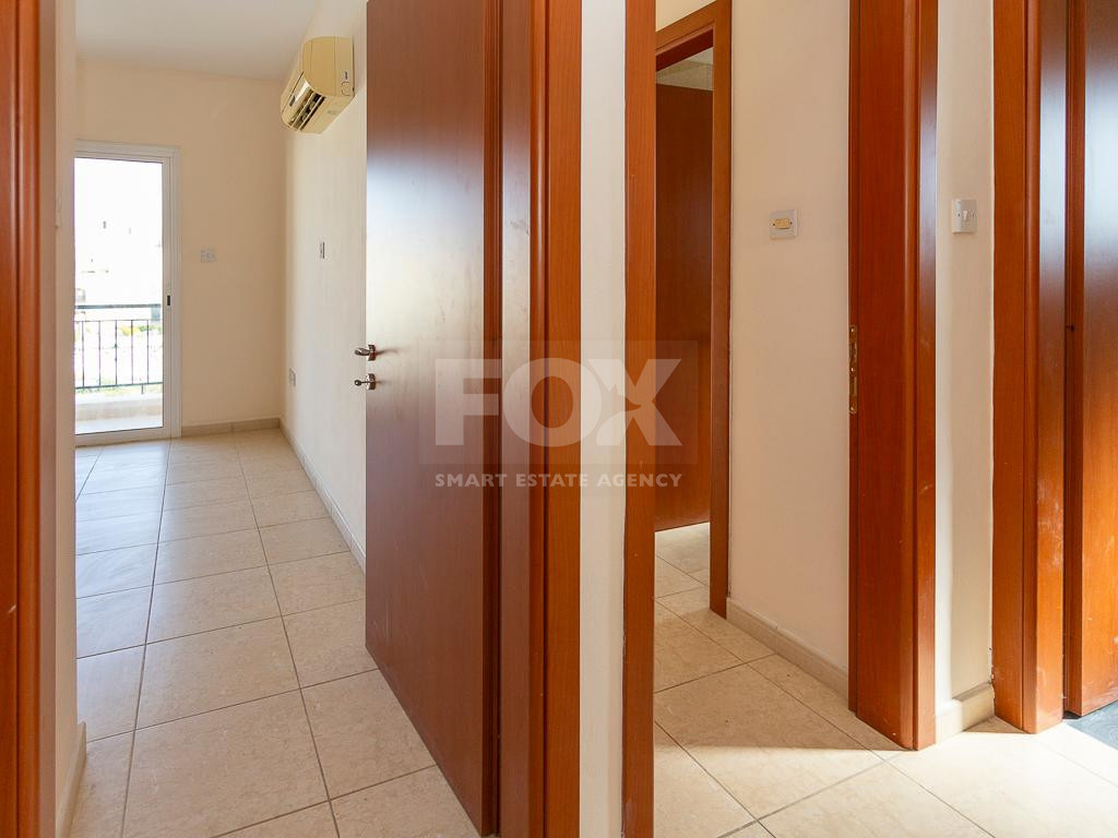 Bright Apartment with two bedroom with separate title deed in Chloraka, for sale