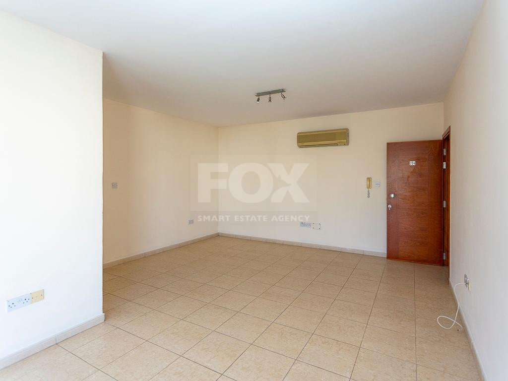 Bright Apartment with two bedroom with separate title deed in Chloraka, for sale
