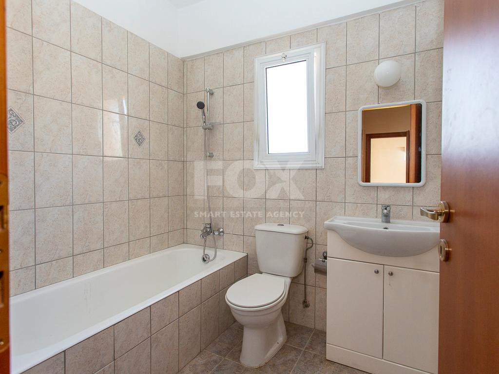 Stylish Two Bedroom Apartment in Chloraka , Paphos for sale.