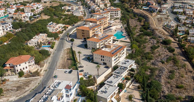 Stylish Two Bedroom Apartment in Chloraka , Paphos for sale.