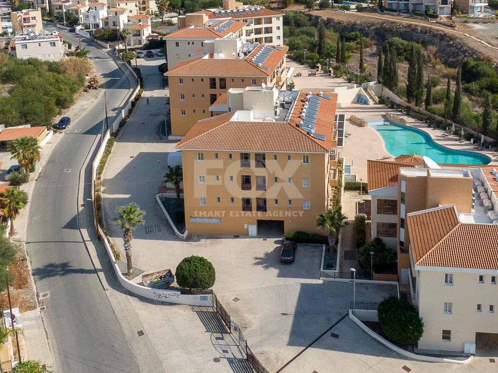 Stylish Two Bedroom Apartment in Chloraka , Paphos for sale.