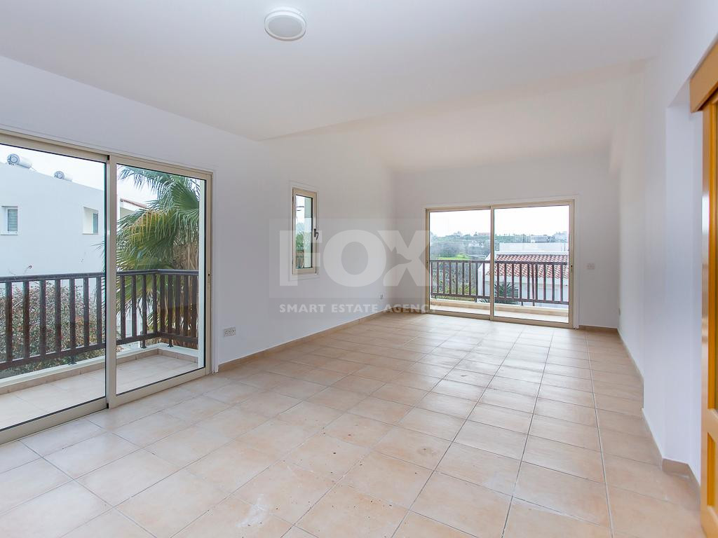 For sale , Two bedroom maisonette in Chloraka , in Paphos