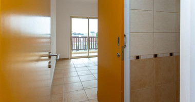 For sale , Two bedroom maisonette in Chloraka , in Paphos