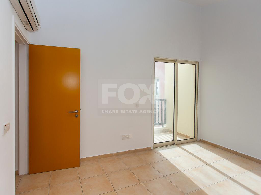 Spacious two Bedroom Apartment with Yard and Parking in Chloraka, Paphos for sale