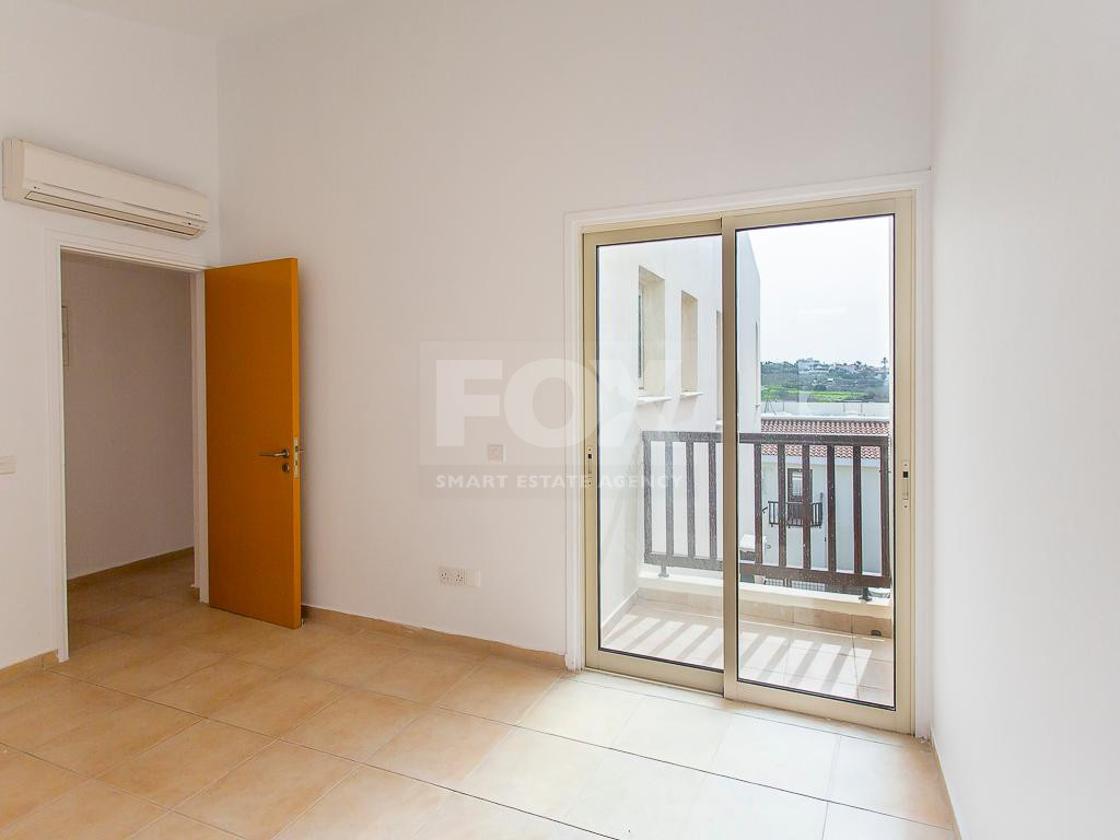 Spacious two Bedroom Apartment with Yard and Parking in Chloraka, Paphos for sale