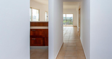 Spacious two Bedroom Apartment with Yard and Parking in Chloraka, Paphos for sale