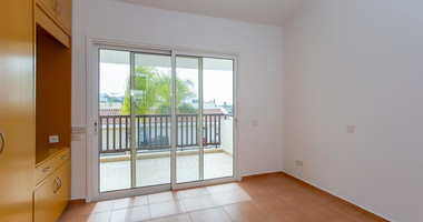 Maisonette with Private Yards and Parking  in Chloraka for sale - Two Bedrooms