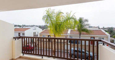 Maisonette with Private Yards and Parking  in Chloraka for sale - Two Bedrooms
