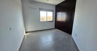 Two bedroom, Top floor apartment for rent, Kapsalos, Limassol
