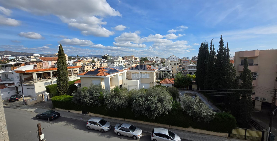 Two bedroom, Top floor apartment for rent, Kapsalos, Limassol