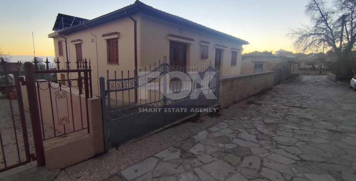 Traditional stone three bedroom detached house in village Pachna (Pano Pachna) for rent , Limassol
