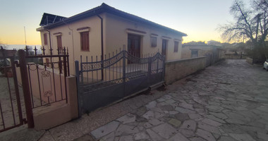Traditional stone three bedroom detached house in village Pachna (Pano Pachna) for rent , Limassol