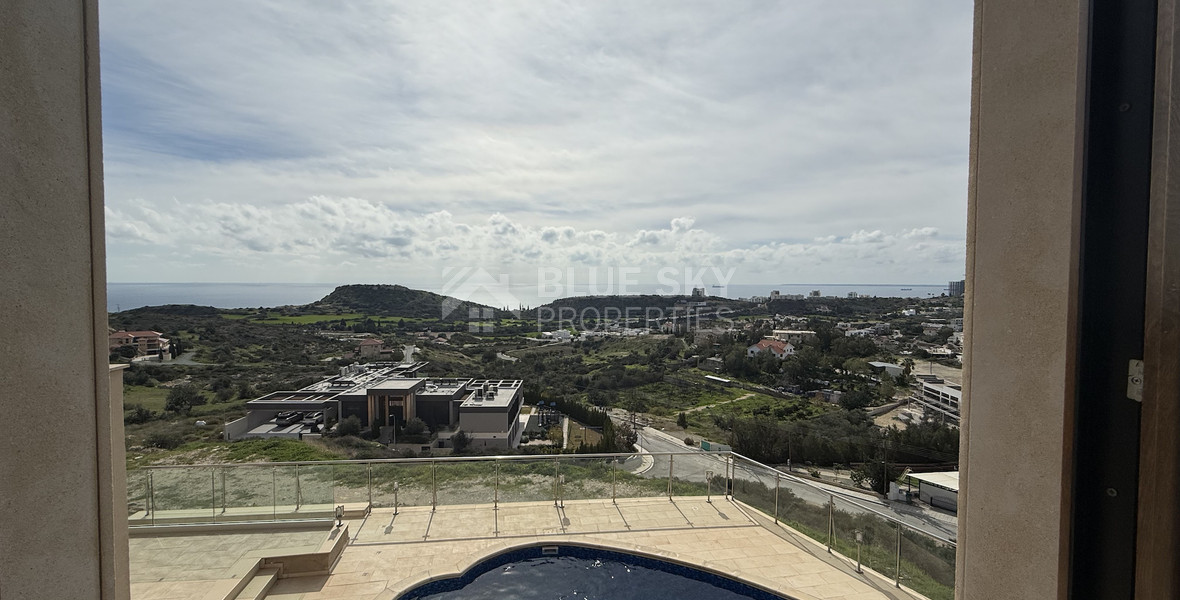 For Rent Elegant Renovated Five bedroom Villa in Agios Tychonas.