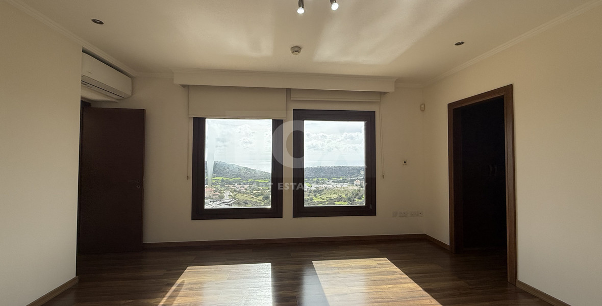 For Rent Elegant Renovated Five bedroom Villa in Agios Tychonas.