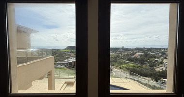 For Rent Elegant Renovated Five bedroom Villa in Agios Tychonas.