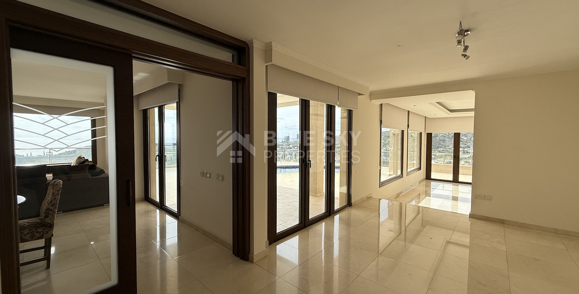 For Rent Elegant Renovated Five bedroom Villa in Agios Tychonas.