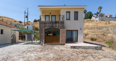 For sale -Detached three Bedroom Two-Storey House with Verandas and Parking – Ideal for Rental or Private Use