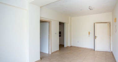 Modern one Bedroom Apartment with Veranda for Sale in Peyia , Paphos