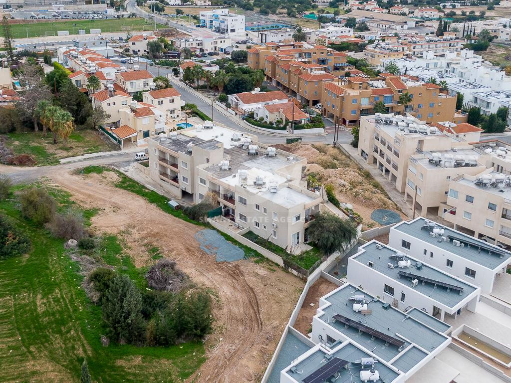 Modern one Bedroom Apartment with Veranda for Sale in Peyia , Paphos