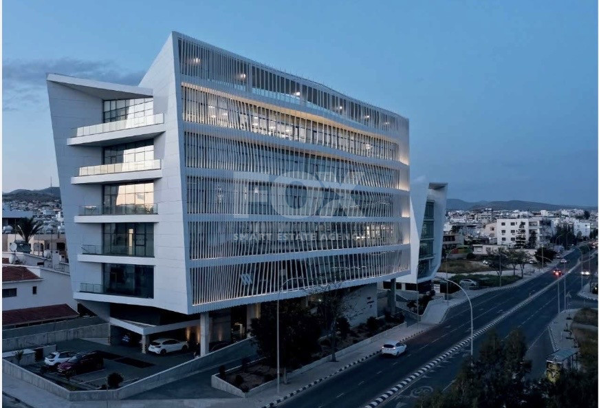 RENT: AWARD WINNING A CLASS ULTRA MODERN OFFICE BUIDING IN PRIME LOCATION