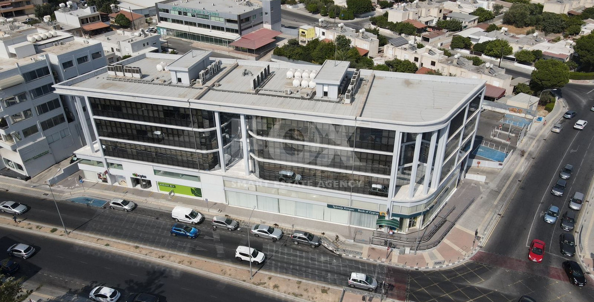 RENT: OUTSTANDING TOP QUARLITY OFFICES IN CENTRAL LIMASSOL WITH LARGE PARKING FACILITIES.