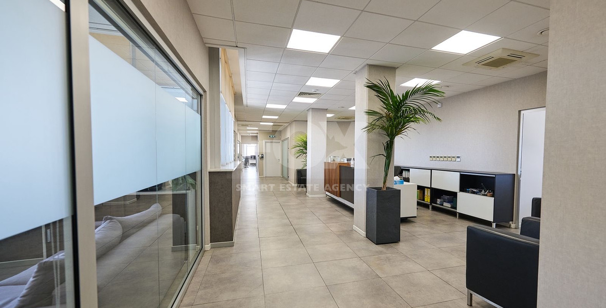 RENT: OUTSTANDING TOP QUARLITY OFFICES IN CENTRAL LIMASSOL WITH LARGE PARKING FACILITIES.