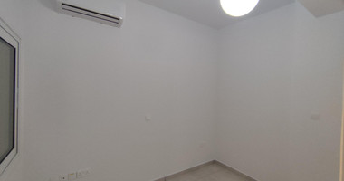 Three bedroom renovated house in Mesa Geitonia for rent, Limassol