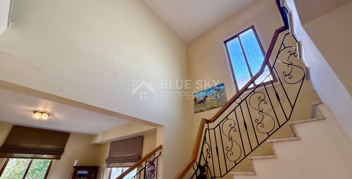 Four bedroom detached villa in two levels  in Agios Georgios Havouzas for sale, Limassol