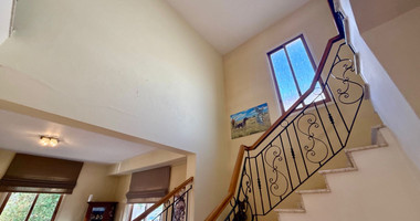 Four bedroom detached villa in two levels  in Agios Georgios Havouzas for sale, Limassol