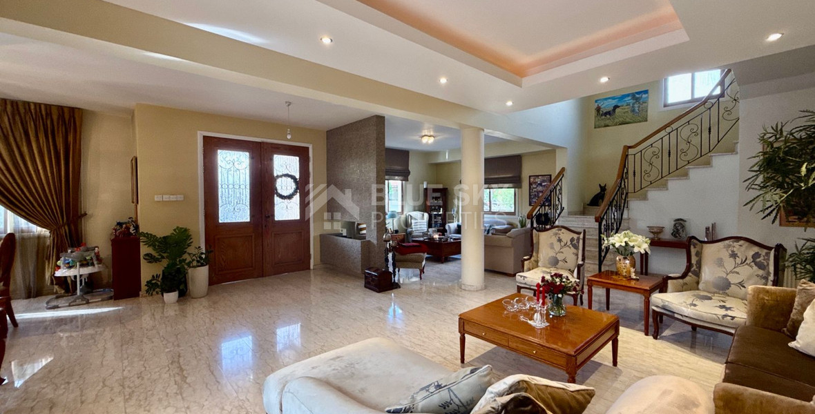 Four bedroom detached villa in two levels  in Agios Georgios Havouzas for sale, Limassol