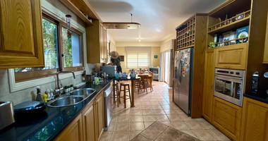 Four bedroom detached villa in two levels  in Agios Georgios Havouzas for sale, Limassol