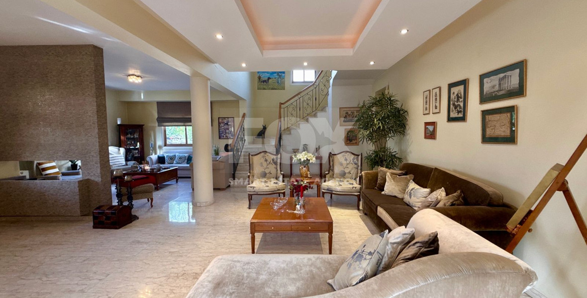 Four bedroom detached villa in two levels  in Agios Georgios Havouzas for sale, Limassol