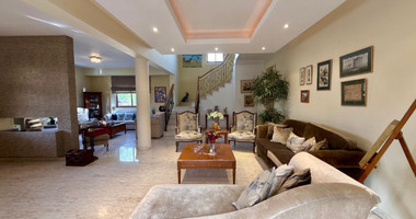 Four bedroom detached villa in two levels  in Agios Georgios Havouzas for sale, Limassol