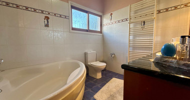 Four bedroom detached villa in two levels  in Agios Georgios Havouzas for sale, Limassol